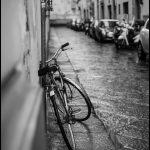 Ruelle sous la pluie